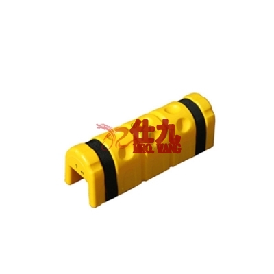安赛瑞 SAFEWARE 11726 半圆塑料防撞柱 高强度塑料材质，黄色，配两条黑色魔术贴，尺寸45（长）*14（宽）*16（高）cm，开口宽度80mm