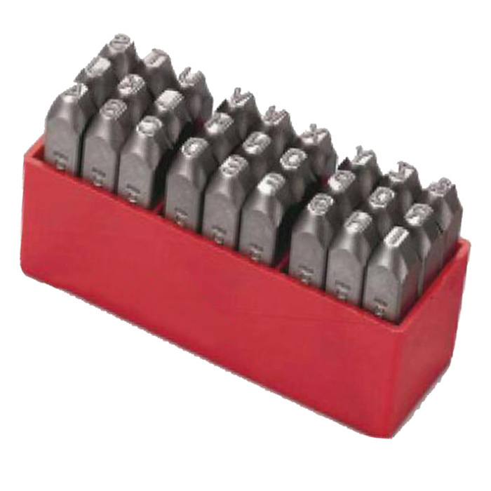 套装点状刚字母