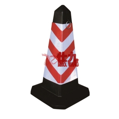 安赛瑞 SAFEWARE 11207 方尖路锥 高强度PE材质,红白，工程级反光膜,原生橡胶底座,700×380×380mm