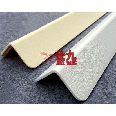 安赛瑞 SAFEWARE 15501 PVC墙面护角 **PVC材质,压纹,白色,内附双面胶,36mm×36mm×1.5m,厚2.2mm,10根/包