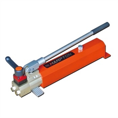双速轻型手动液压泵 PL079 **大压力第二级(bar) : 700 汉普
