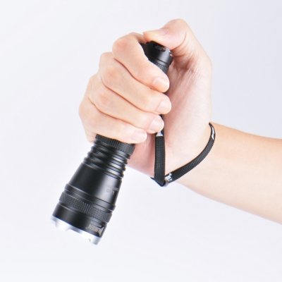 WUBEN务本L60变焦手电筒1200流明强光远射USB直充户外探险搜索